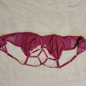 Elegant Pink Lace Bra